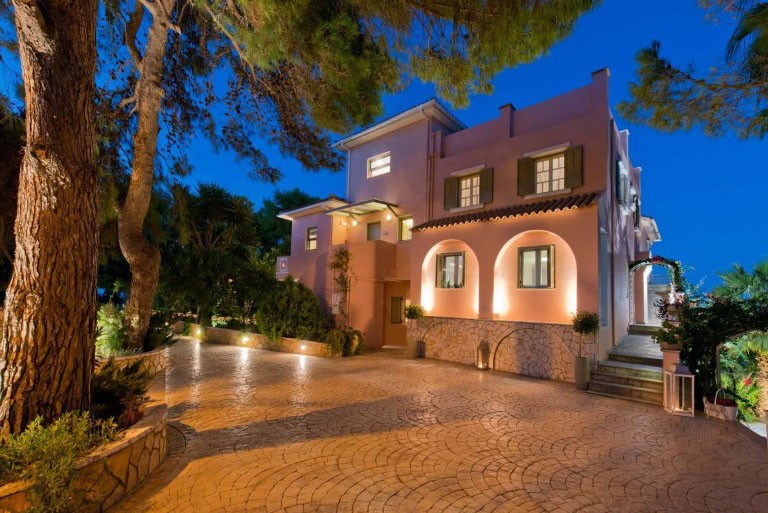 The Perfect Relaxation Hideaway Amidst Ionian Sea